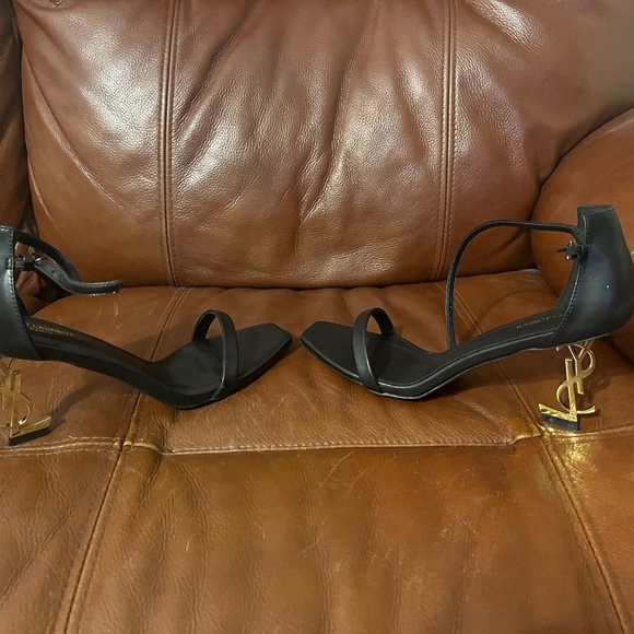 YSL Heels - Picture 9 of 9